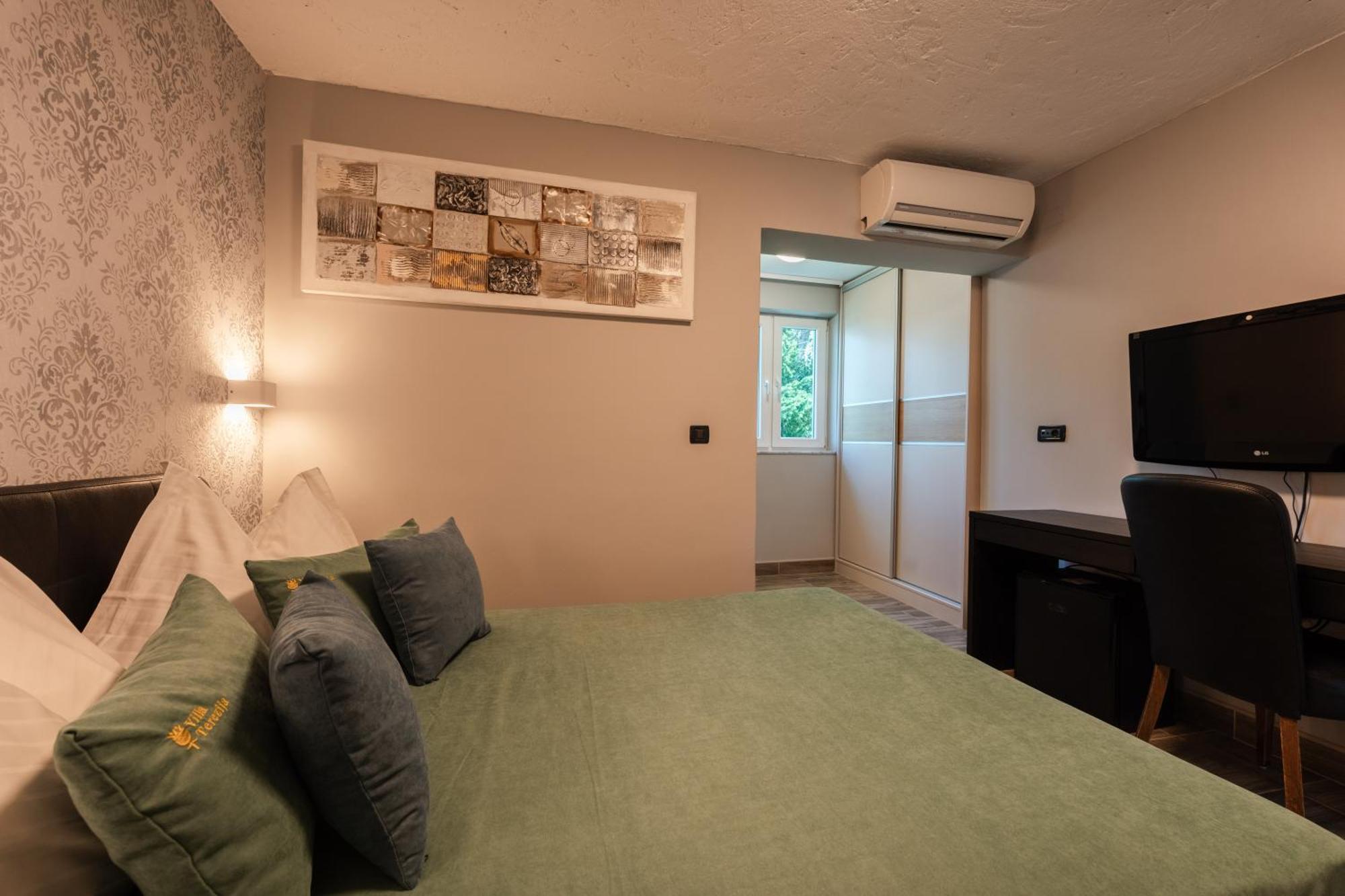 Bed & Breakfast Villa Terezija Baska  Exterior photo
